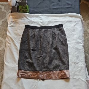 BCBGMaxAzria Gray Tweed Pencil Skirt with Brown Trim